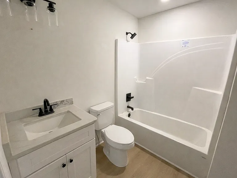 549 N Peter St #A — Photo 11