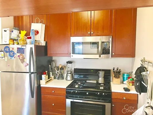 Rented by City Connections Realty | media 11