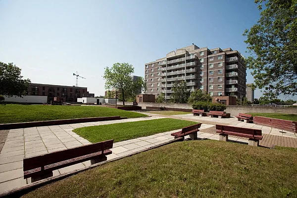 89 Forward Ave — Photo 9