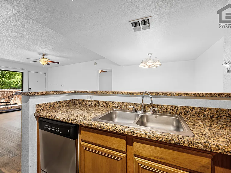 5757 W Eugie Ave #2076 — Photo 8