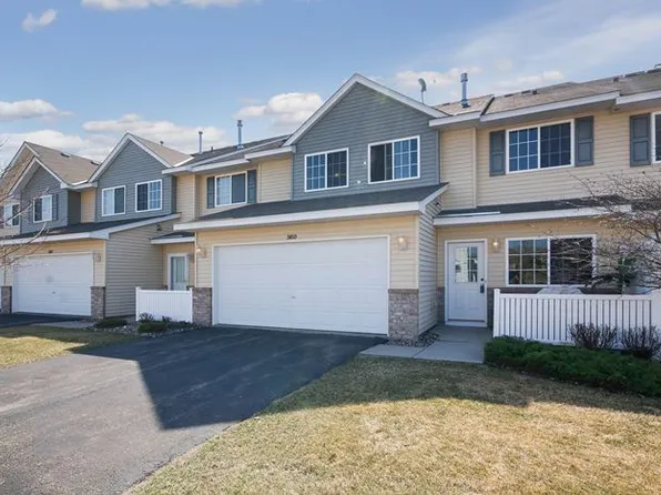 560 Bandle St, River Falls, WI 54022