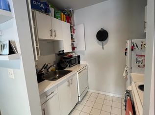 39 Saint Botolph St, Boston, MA 02116