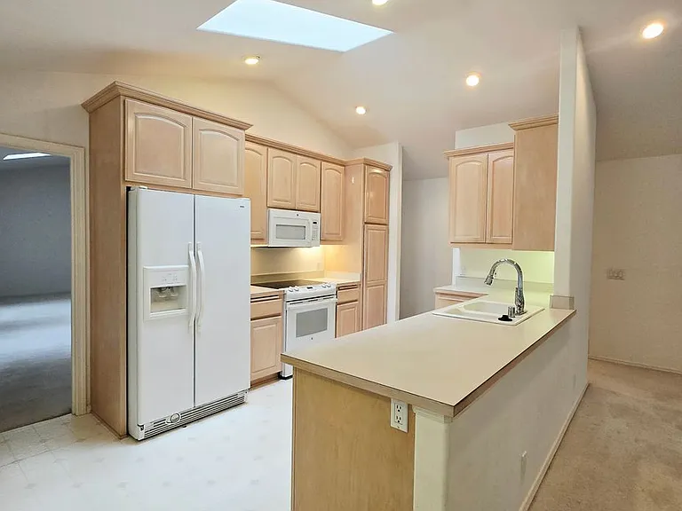101 Mockingbird Ln — Photo 5