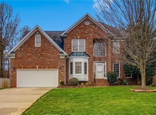 3007 Willow Oak Dr, Greensboro, NC 27408
