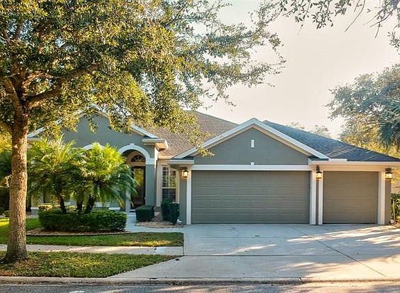 2nd image of 34 N Park Cir