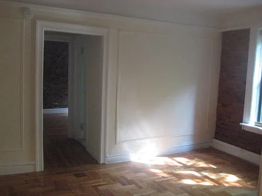 Rented by PMG Real Estate  | media 35