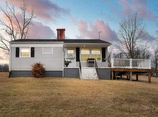2726 Blair St, Staunton, VA 24401