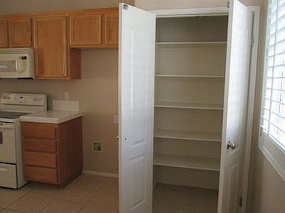 4th image of 998 Sagecrest Dr