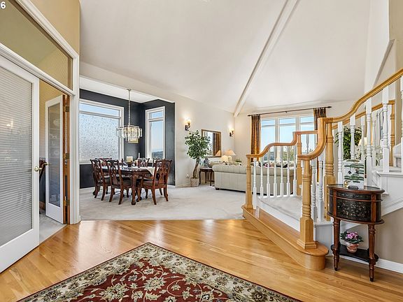 4th image of 11904 SW Viewcrest Ct