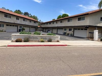 3404 Oak Cliff Dr APT 5, Fallbrook, CA, 92028