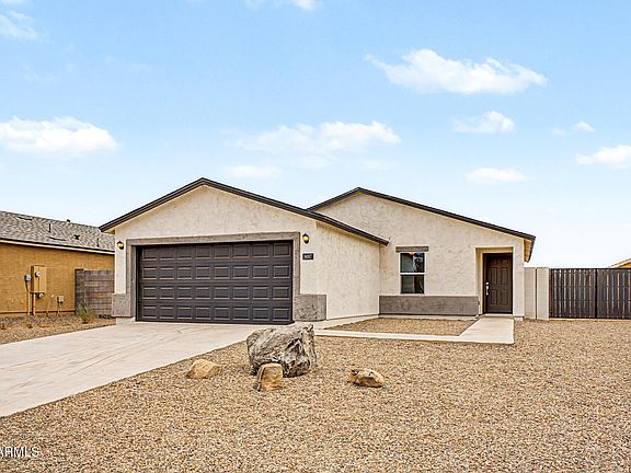 3rd image of 8697 W CONCORDIA Drive