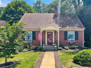 630 Parkview Ave, Staunton, VA 24401