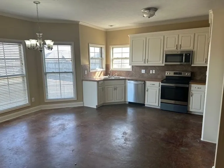 138 Palin Dr — Photo 4