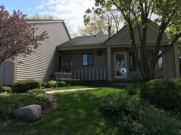 2nd image of 2208 Bridle Creek St SE