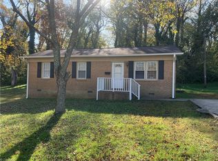 313 Roanoke St, Reidsville, NC 27320
