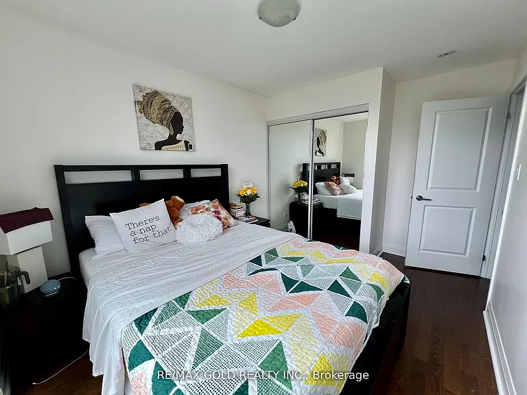 5030 Four Springs Ave — Photo 23