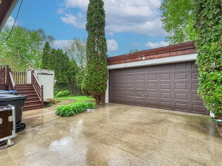 6833 S Cregier Ave — Photo 36