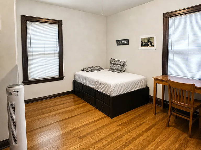 24 Mansfield St #3 — Photo 5