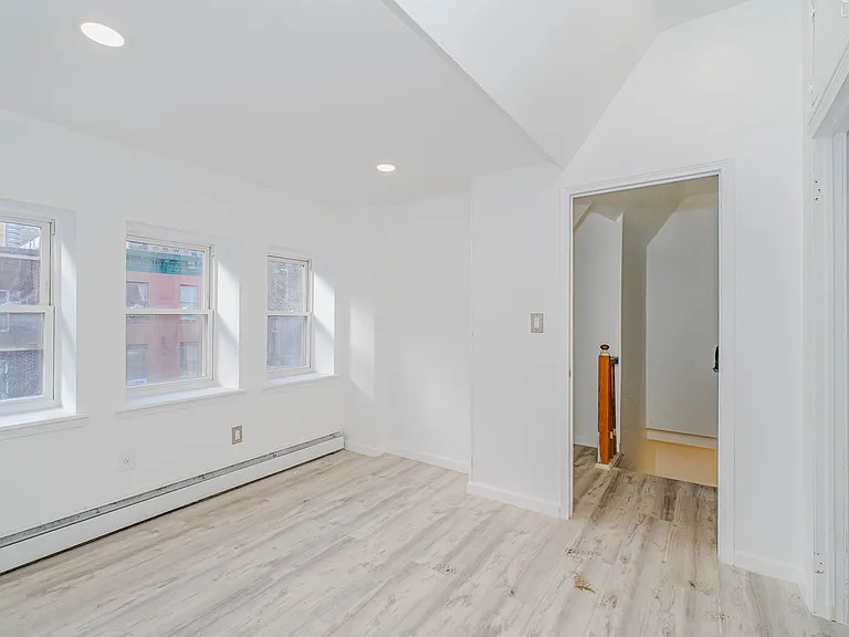 384 Lafayette Ave #1 — Photo 30