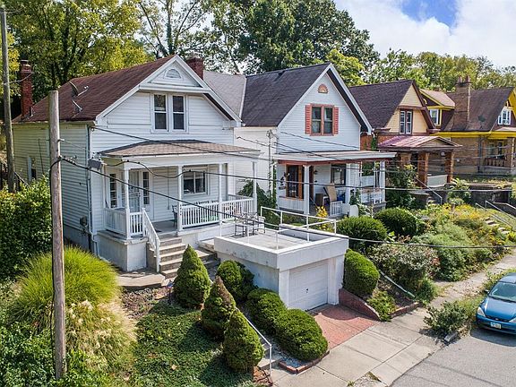 3rd image of 3536 Beldare Ave