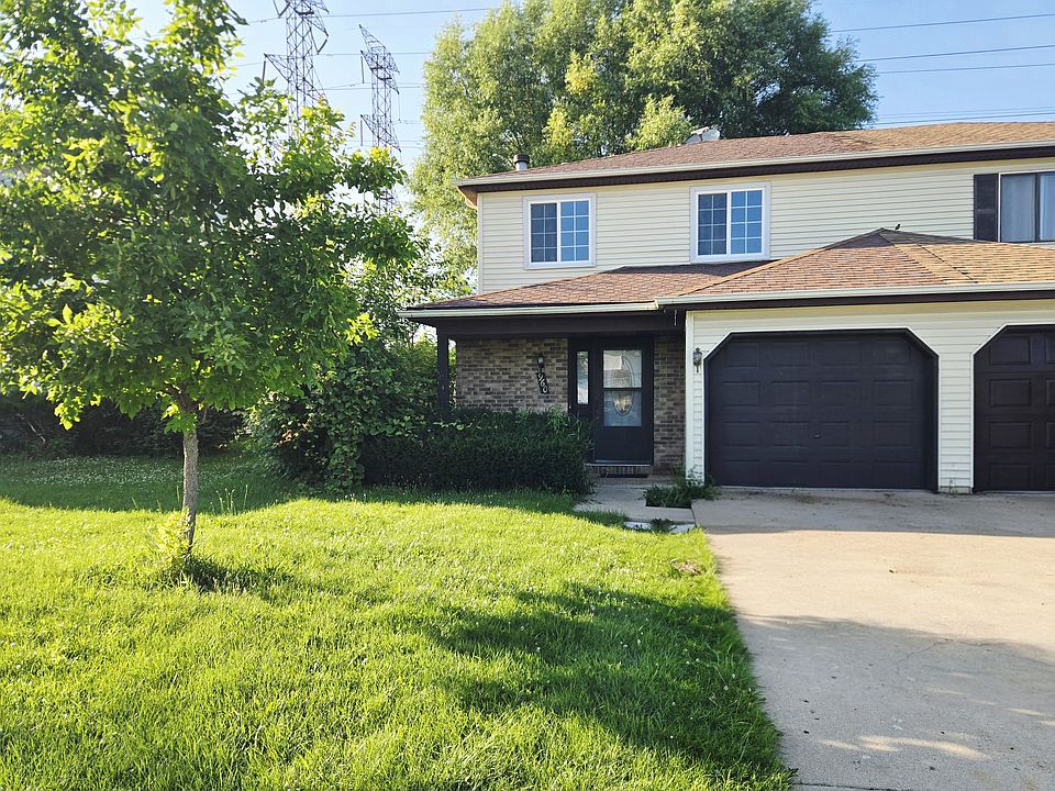 1st image of 960 Autumn Ln