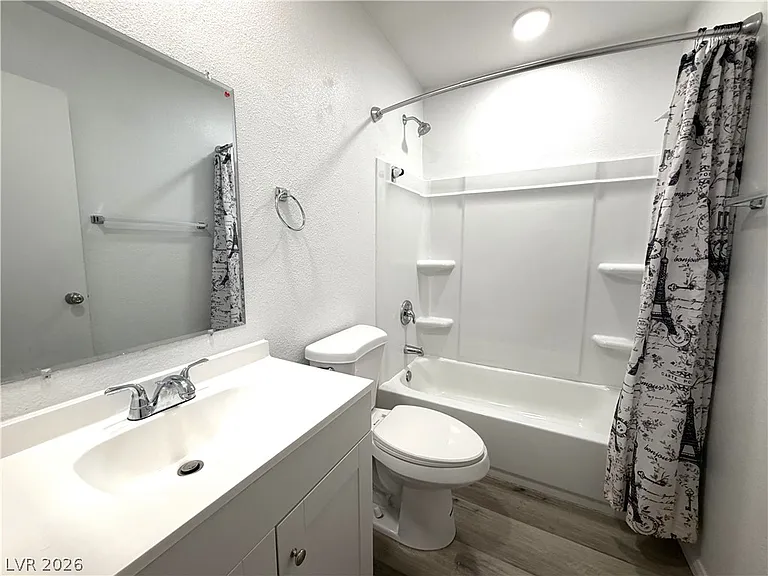 2724 Aarondavid Dr #D — Photo 7