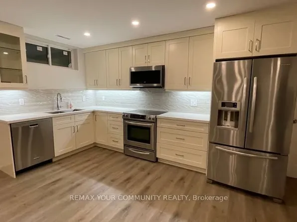 5 Raymore Dr, Toronto, ON M9P 1W6