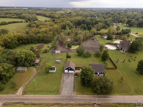 4835 SE 49th St, Berryton, KS 66409