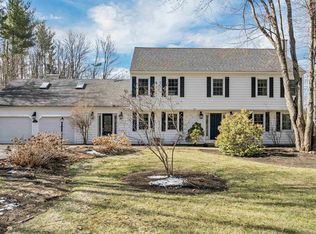 89 Countryside Dr, Gilford, NH 03249