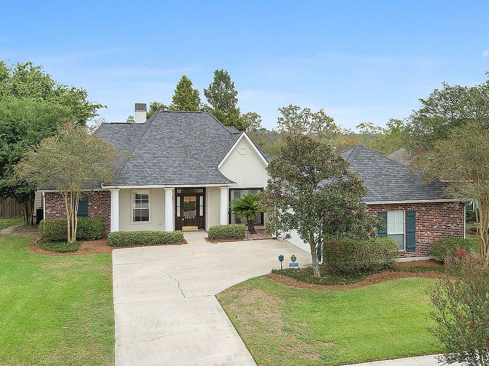1st image of 10815 Hilltree Dr