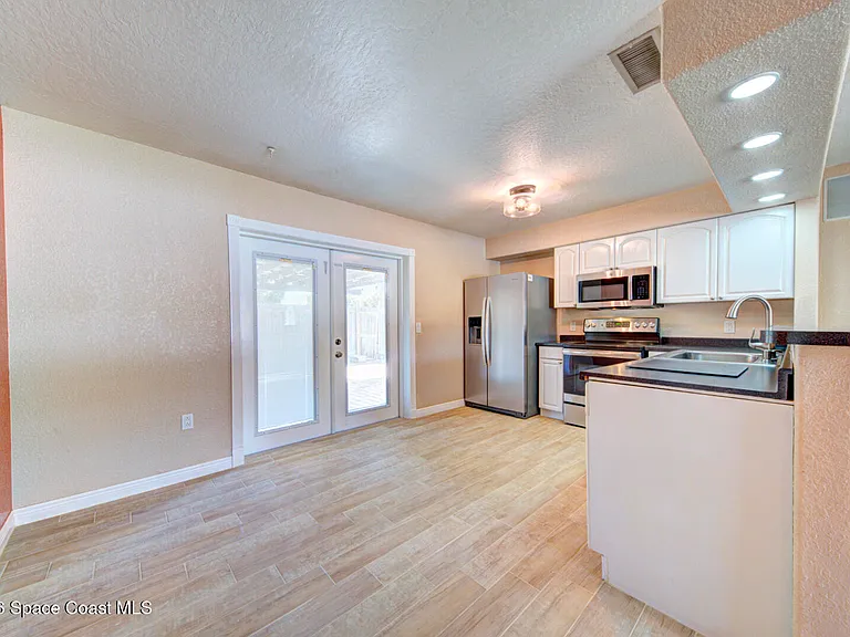 2610 Via Napoli Ct — Photo 12