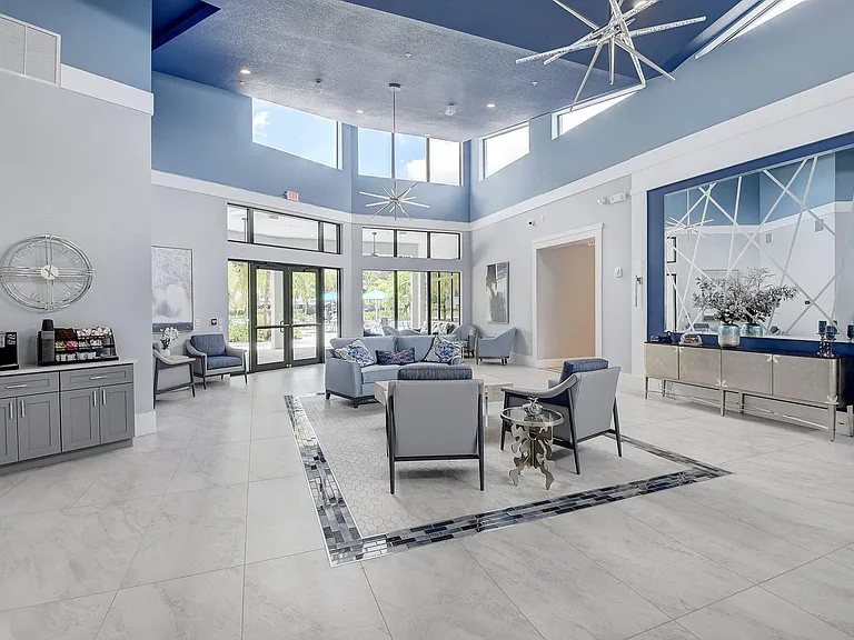 14723 Cumberland Dr #404B — Photo 32