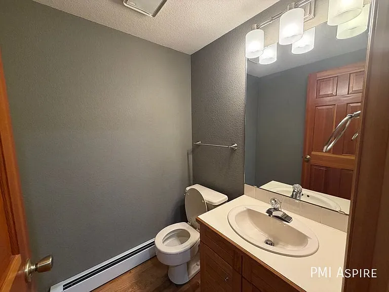 1940 Tincup Ct — Photo 13