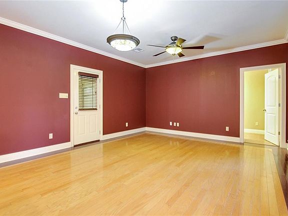 5th image of 6302 W Morgan Dr