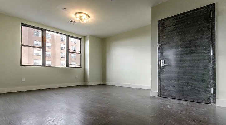 Rented by EXR | media 28