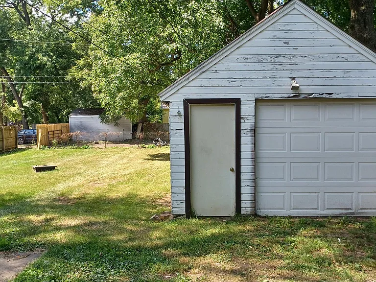 803 Cooper Ave — Photo 3