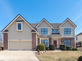 908 Summerfield Ct, Lawrence, KS 66049