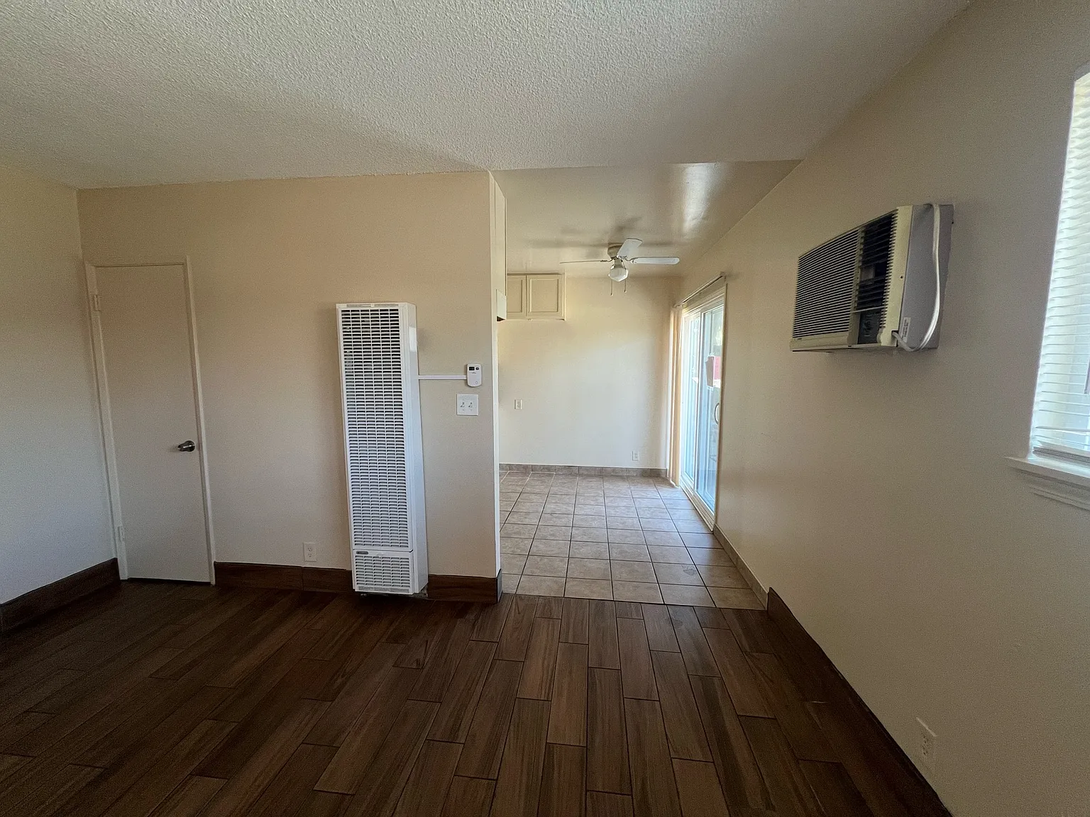 2 bed, 800 sqft, $1,900 — Photo 4