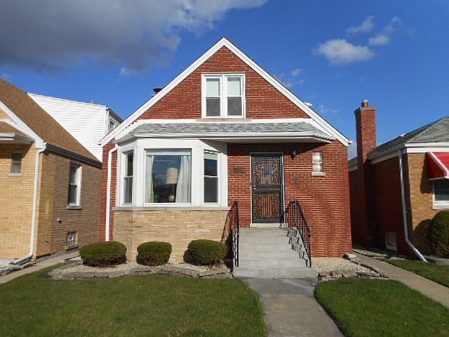 1st image of 3939 N Oriole Ave
