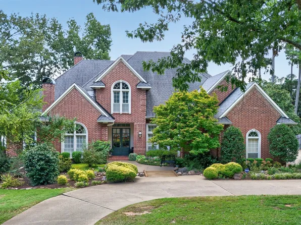 1050 N Pointe Cir, Shreveport, LA 71106