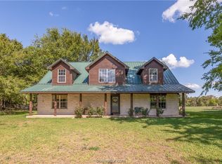 16916 Old Bundick Rd, Hearne, TX 77859