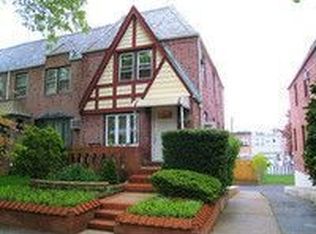64-27 79th St, Flushing, NY 11379