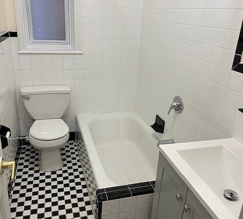 4th image of 4266 Phlox Pl APT A11