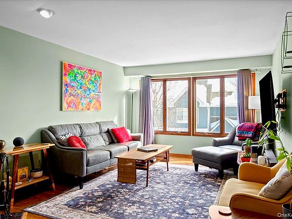 4th image of 25 Village Gate Way #25