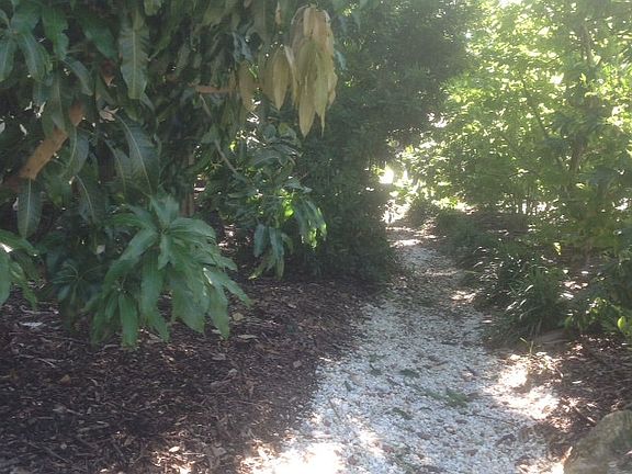 3rd image of 1045 Vilas Ave