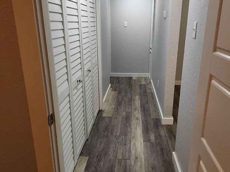 1807 Harbor Dr #D — Photo 8