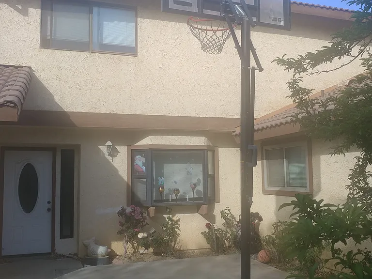43756 La Paz Ln — Photo 5