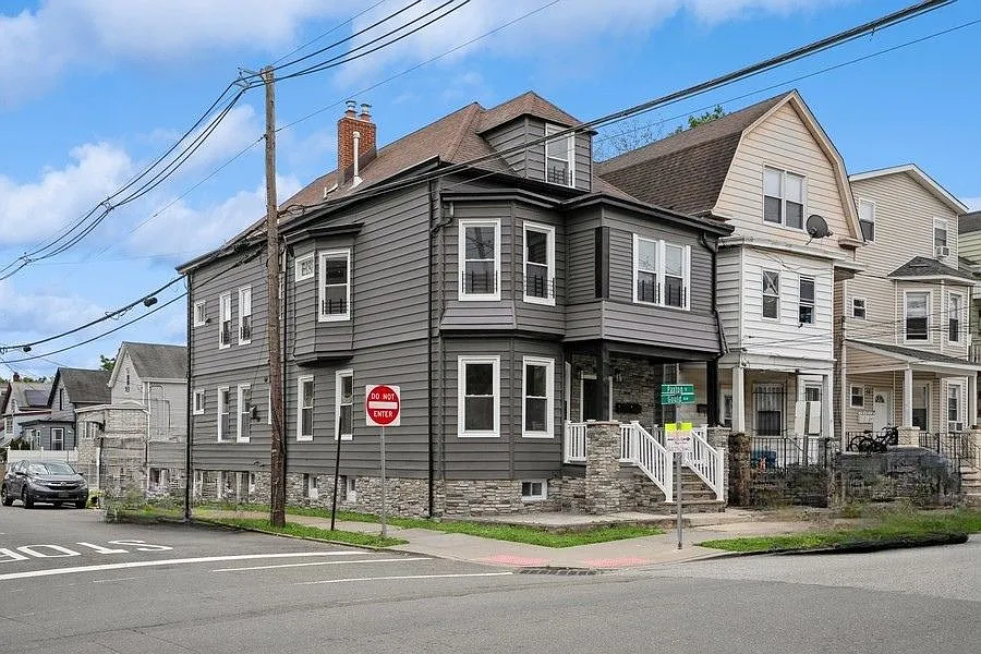 36 Gould Ave #1
