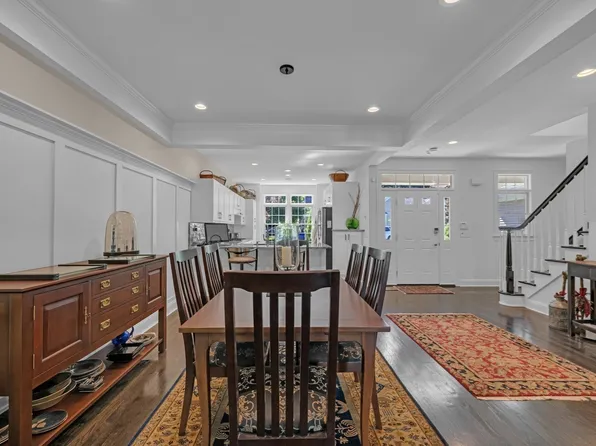 10 High Pine Cir, Wilbraham, MA 01095