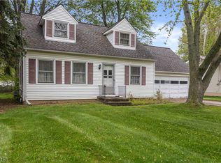 5524 Hartford Ave, Vermilion, OH 44089